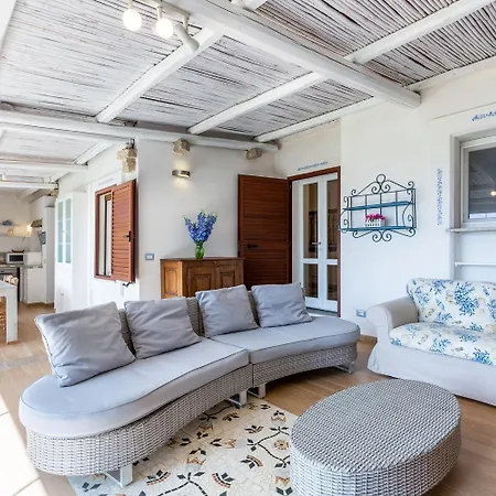 Villa Cala Pira Sul Mare Con Wi-fi Castiadas